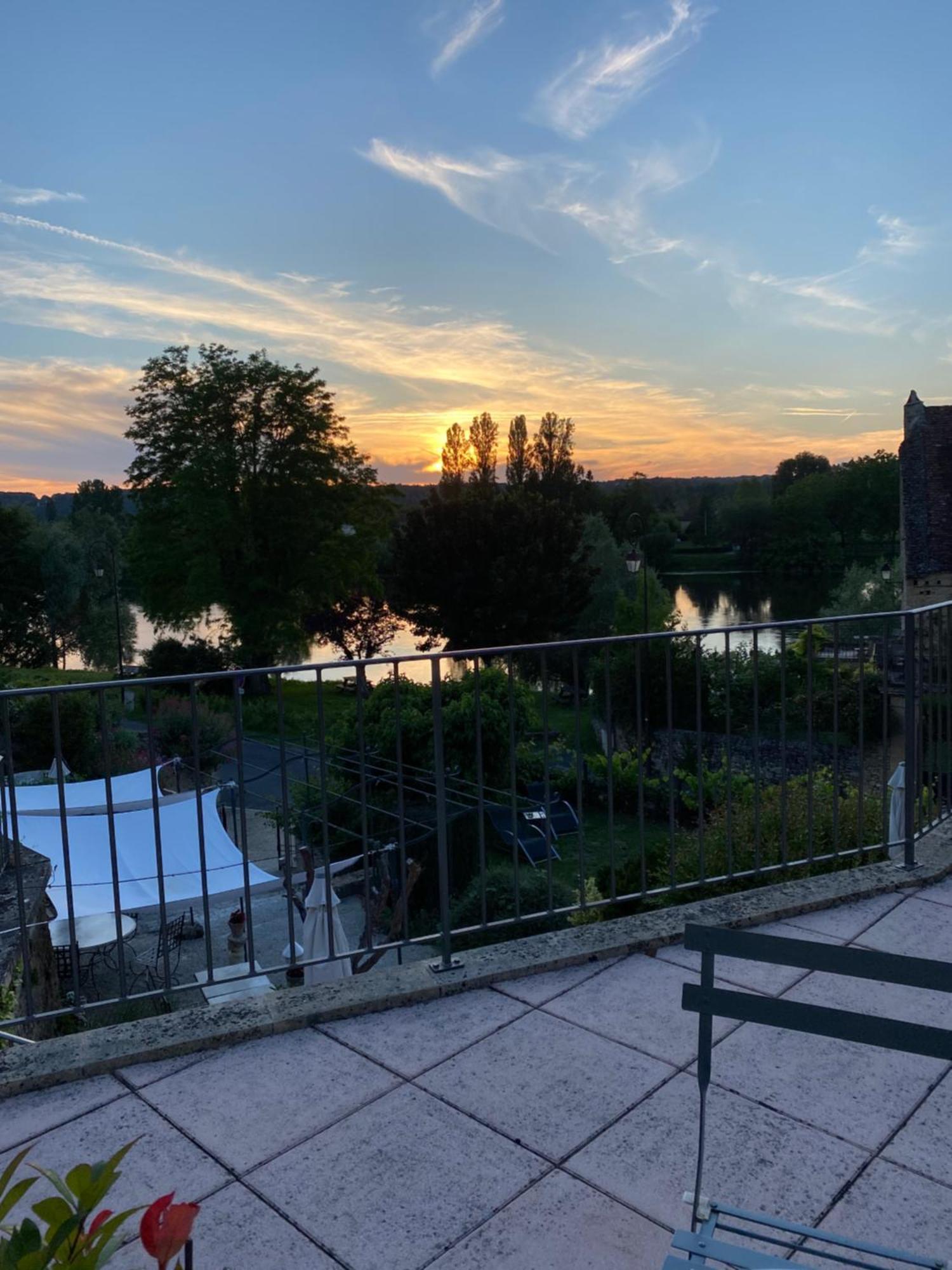 Badefols-sur-Dordogne Hotel-Restaurant Cote Rivage מראה חיצוני תמונה